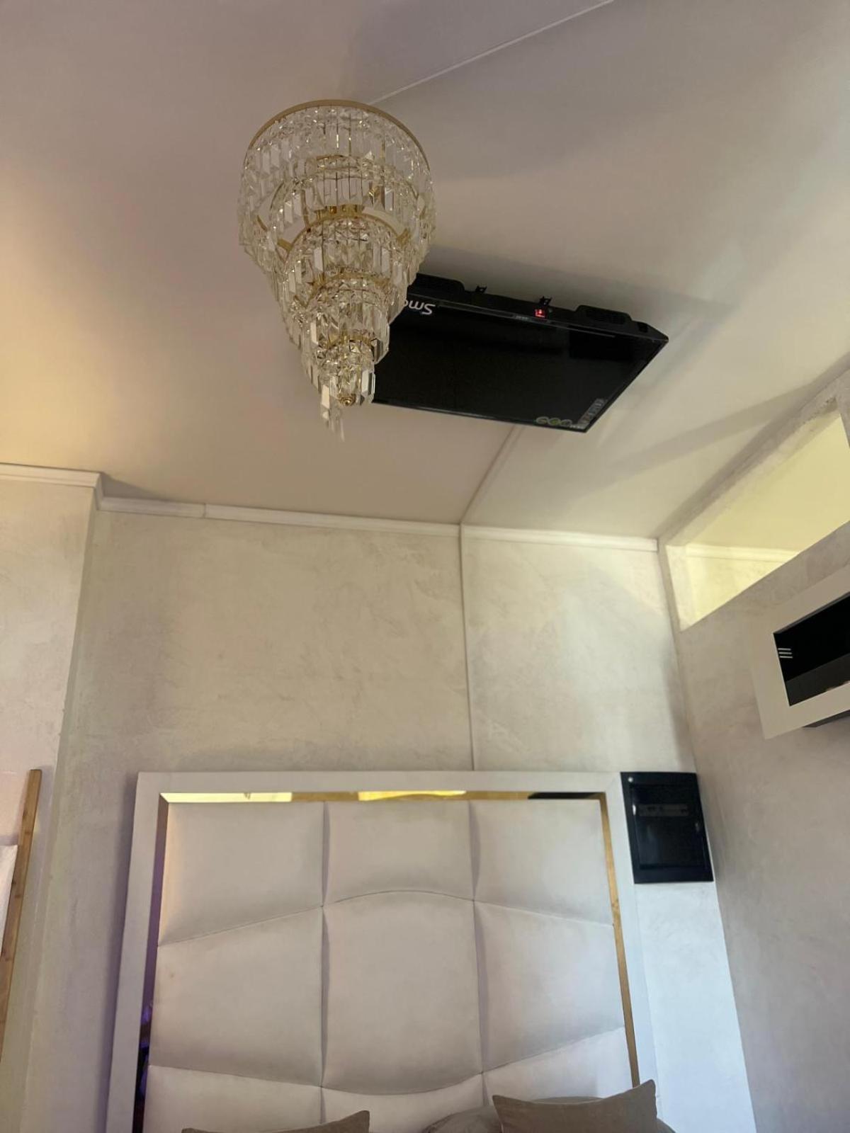 Femme Noir Luxury Spa Experience San Nicola La Strada Luaran gambar